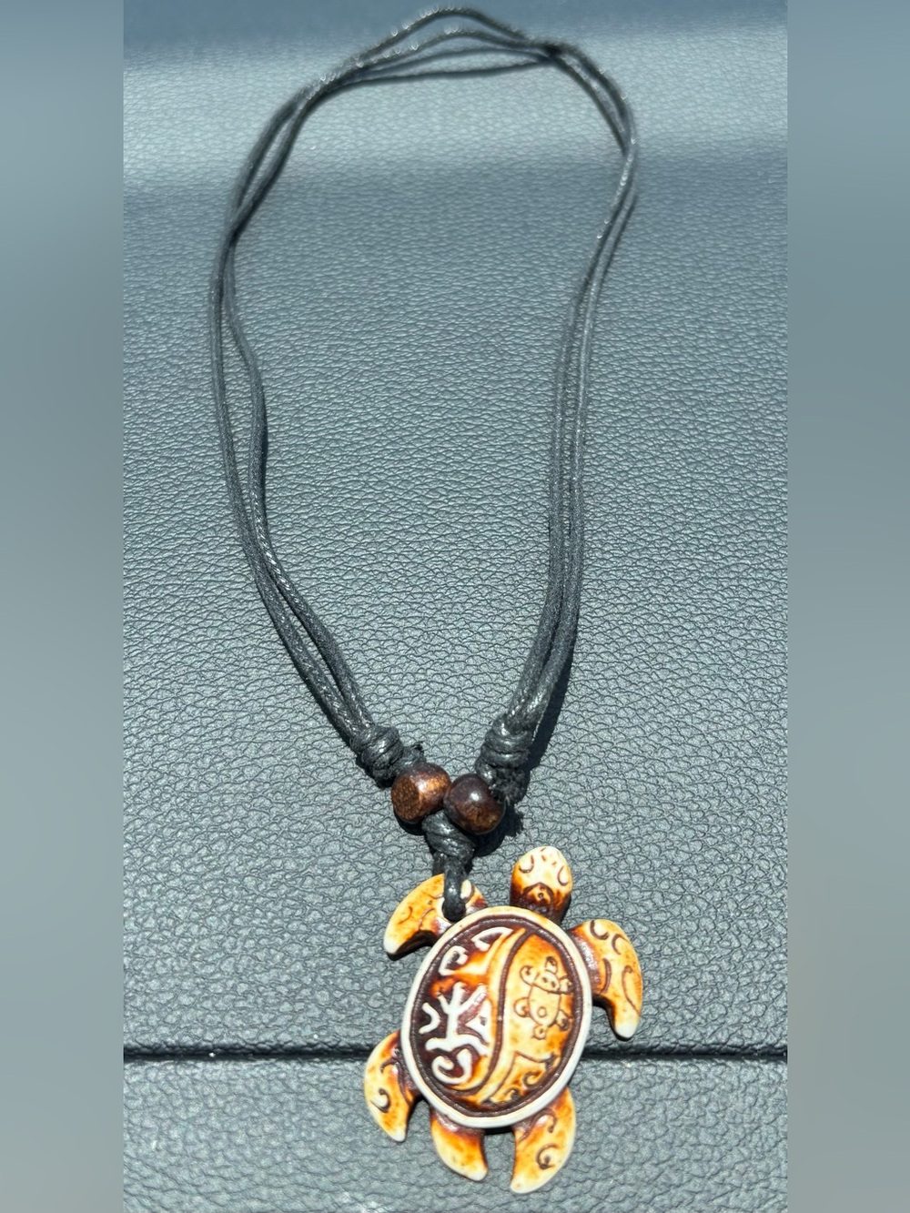 TAINO/PUERTO RICO TURTLE Necklace in Brown and black adjustable necklace - Picture 2 of 4